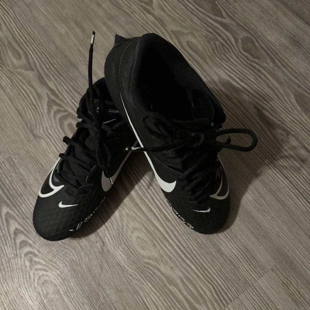 Nike soccer/football cleats size 8.5